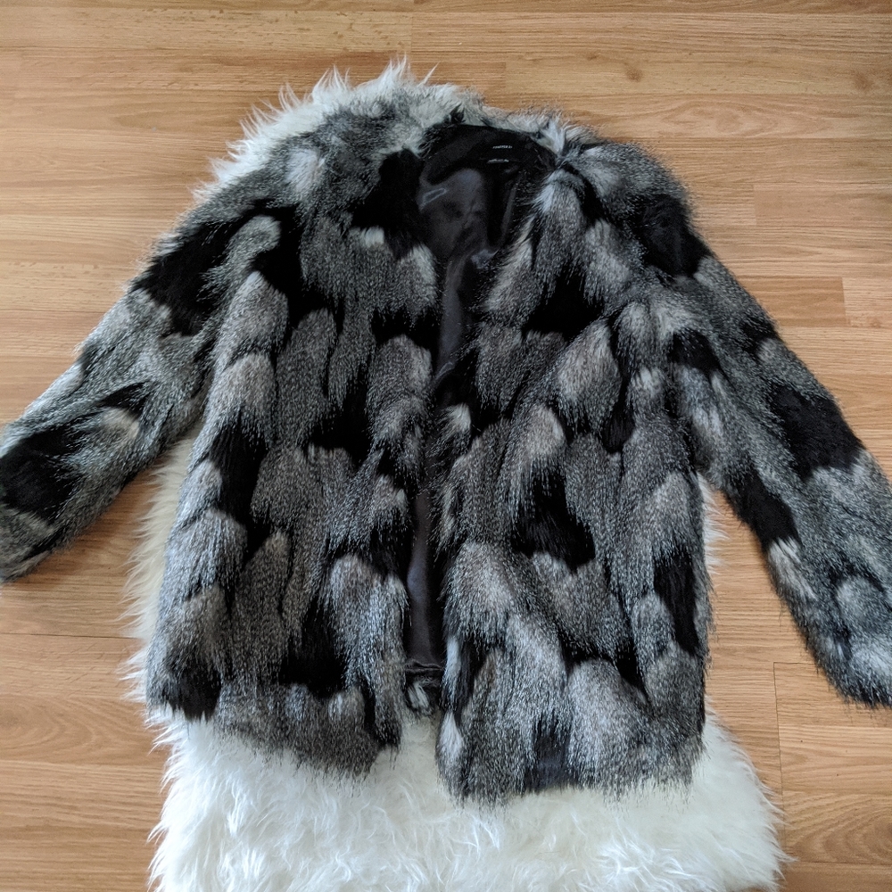 Forever21 Faux Fur Grey Black Coat